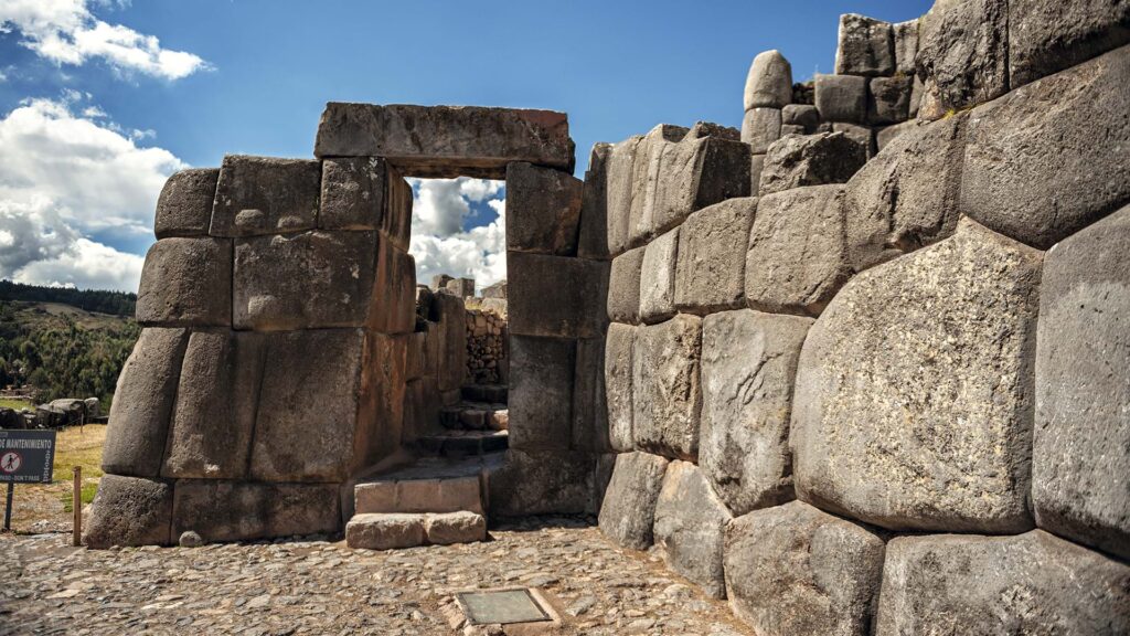Sacsayhuaman-2